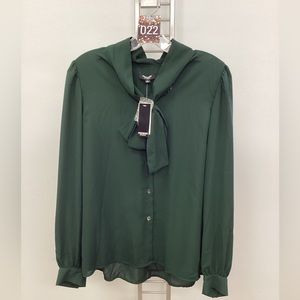 22 - Premise Women’s Blouse Size Medium